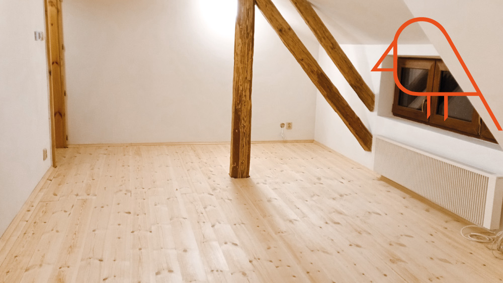 Inspirujte se rekonstrukcí se smrkovou podlahou